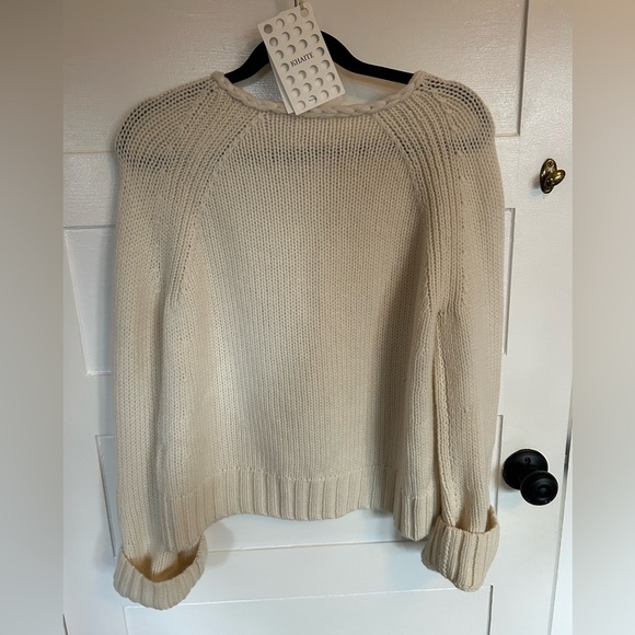 100% cashmere brand new Khaite sweater - Picture 2 of 3